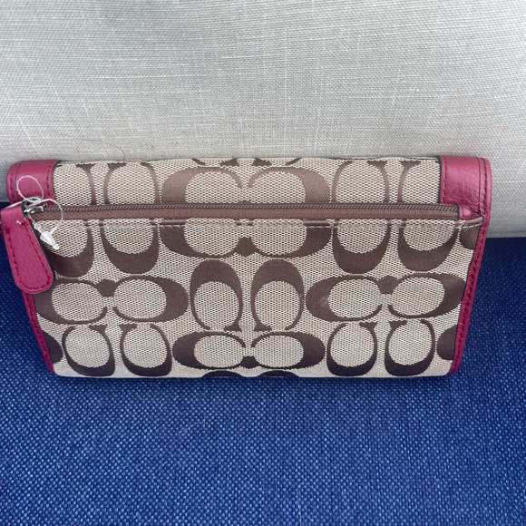 The Perfect Fall Coach Bag and Matching Wallet🍁Great used condition - Picture 6 of 11